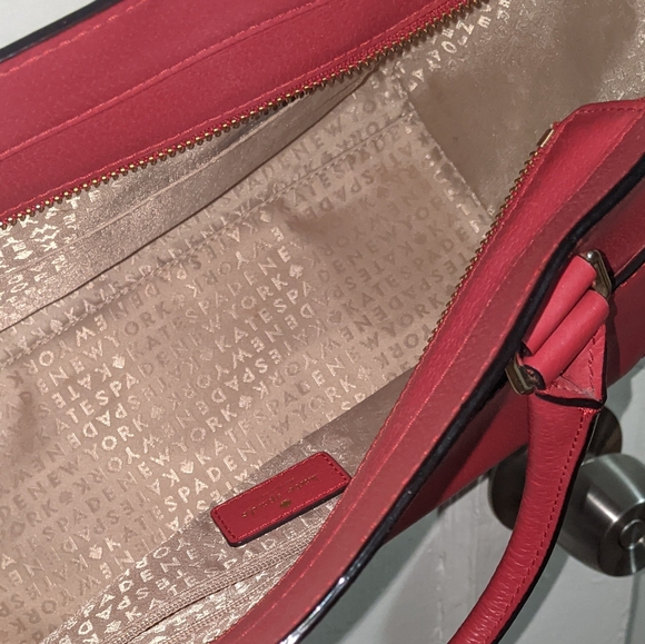 Kate Spade red leather purse like NEW - Picture 8 of 12